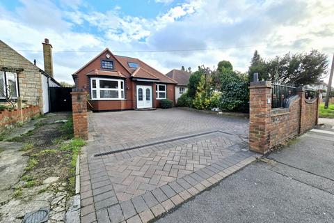 5 bedroom bungalow for sale, Upper Sutton Lane,  Hounslow, TW5
