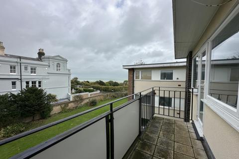 2 bedroom apartment for sale, Lord Warden Avenue, Walmer, CT14