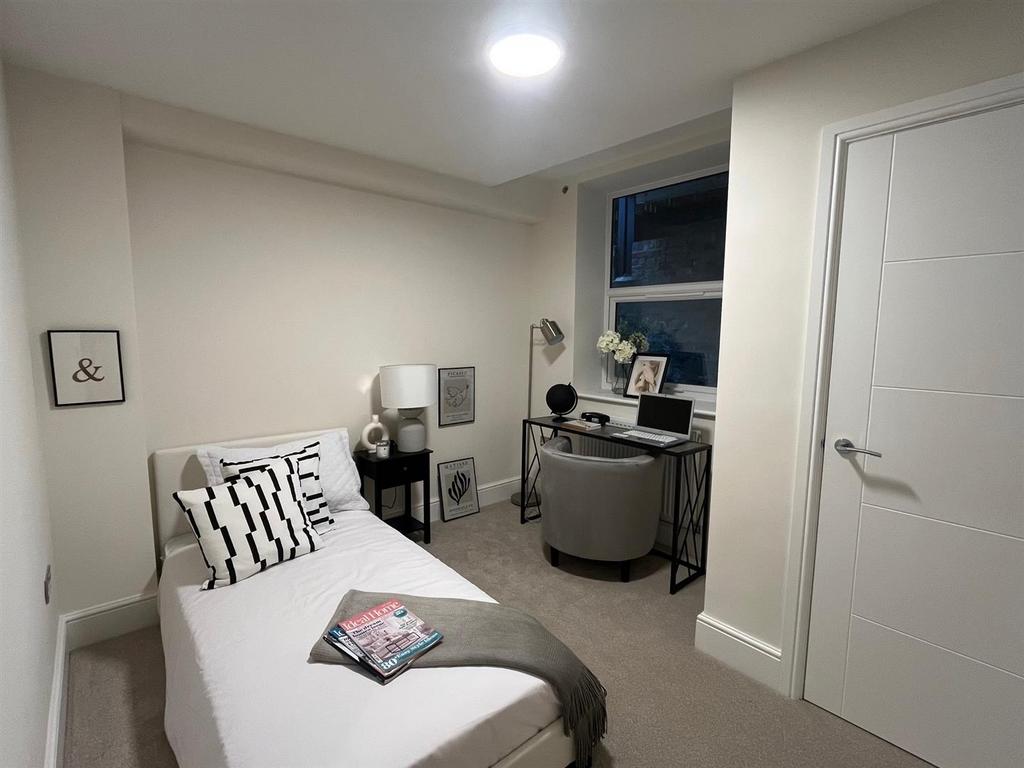 Bedroom Ground Rear.jpg