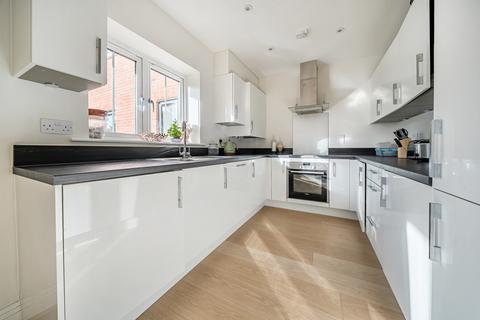 undefined, London Road, Bracknell RG42