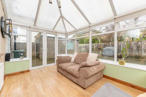 undefined, Southway, Eldwick, Bingley, West Yorkshire, BD16