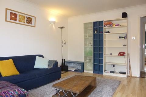 2 bedroom flat to rent, Malloch Street, Glasgow G20