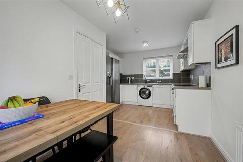 3 bedroom semi-detached house for sale, Foxglove Avenue, Thurnby, Leicester