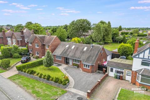 4 bedroom detached bungalow for sale, Mill Road, Walsall WS4