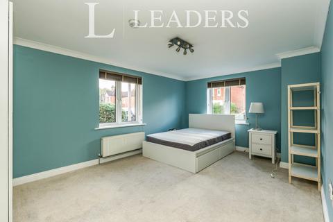 2 bedroom flat to rent, Highfields, 56 Richmond Gardens, SO17