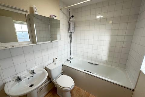 undefined, Lindsay Road, Luton, Bedfordshire, LU2 9SR