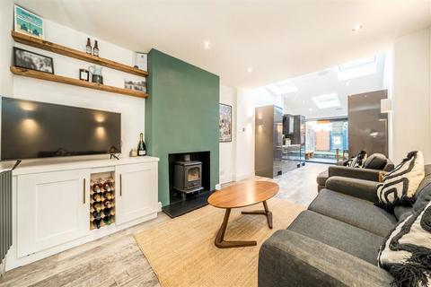 undefined, Royal Road, Teddington TW11
