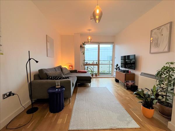 1 bedroom Flat for sale