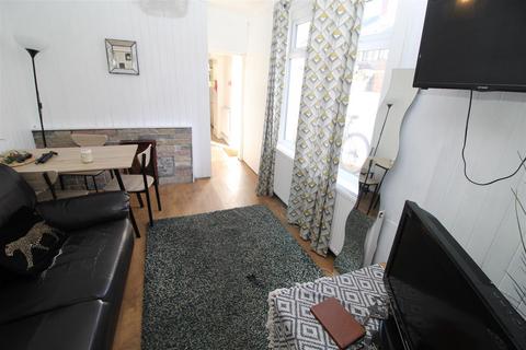 undefined, Plasnewydd Place, Cardiff CF24