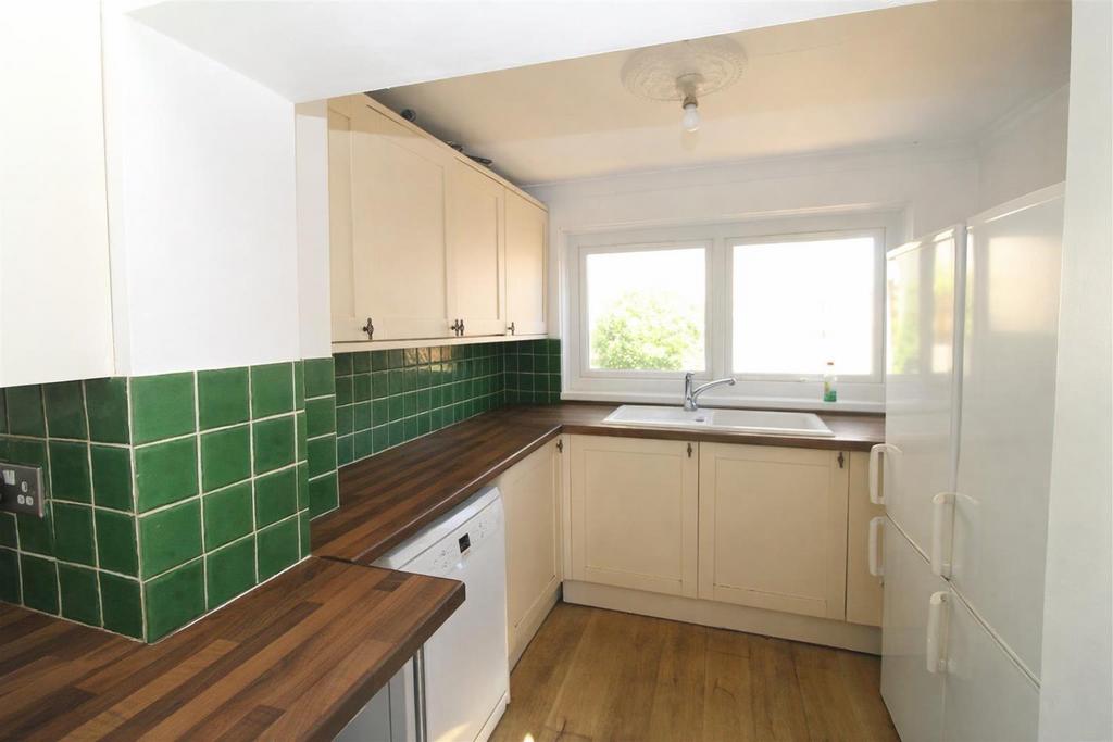 Plasnewydd Place, Cardiff CF24 - View 2