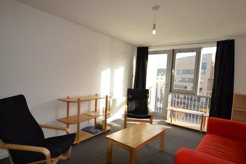 2 bedroom flat to rent, Queen Elizabeth Gardens, New Gorbals, Glasgow, G5