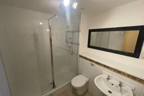 2 bedroom flat to rent, Queen Elizabeth Gardens, New Gorbals, Glasgow, G5