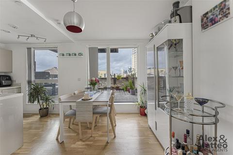 2 bedroom flat for sale, Blue Anchor Lane, Bermondsey, SE16