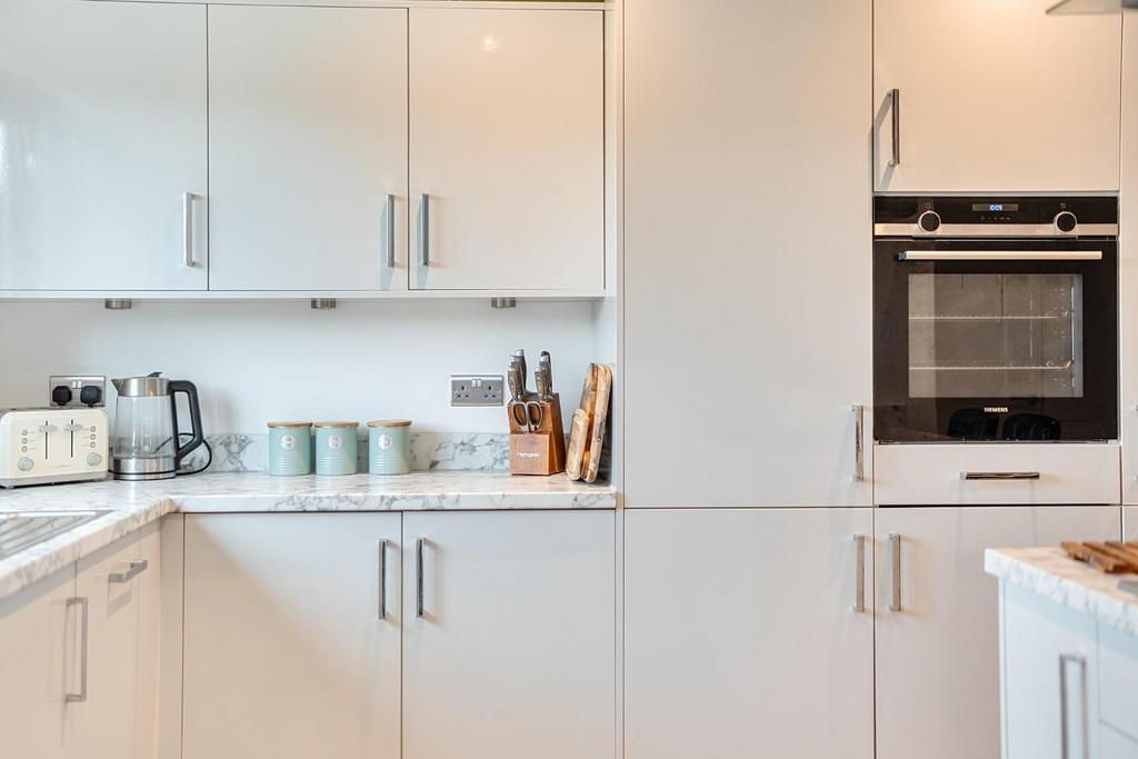 Lifestyle kitchen.jpg
