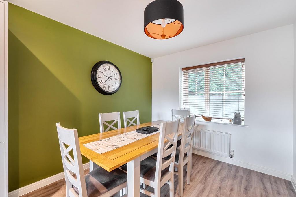 Dining room.jpg