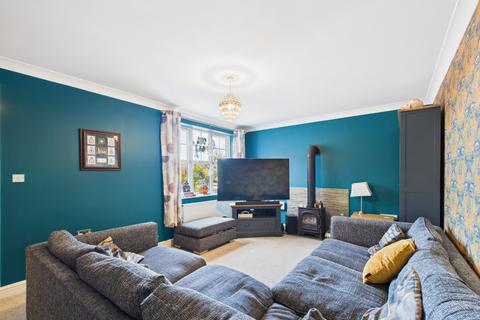3 bedroom semi-detached house for sale, Pearleaf Drive, Barton-Upon-Humber, DN18 5GS