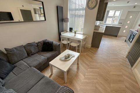undefined, Malden Road, L6 6BE,