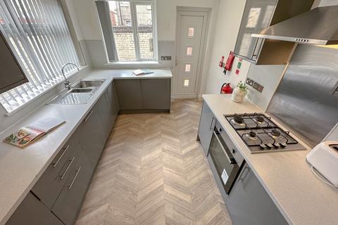 undefined, Malden Road, L6 6BE,