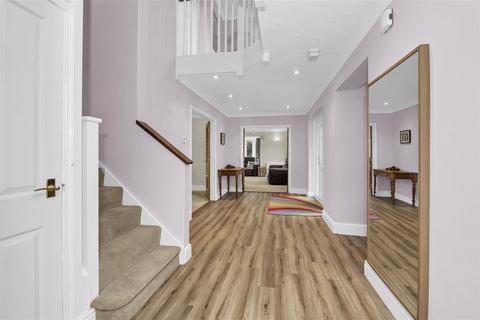 5 bedroom detached house for sale, Downing Close, Bury St. Edmunds
