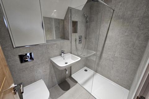 1 bedroom flat to rent, Lynchford Road, Farnborough
