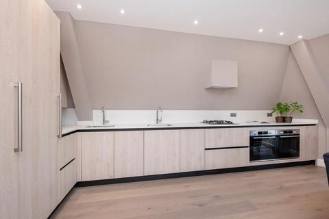 3 bedroom apartment to rent, Woodlands, London