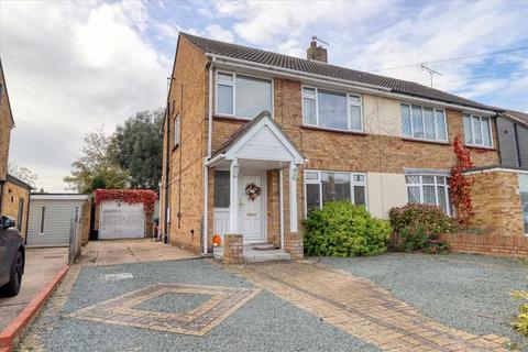 3 bedroom semi-detached house for sale, Little Clacton CO16