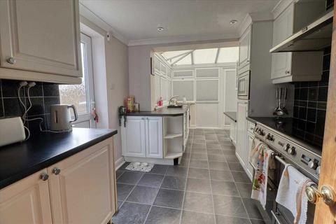 3 bedroom semi-detached house for sale, Little Clacton CO16