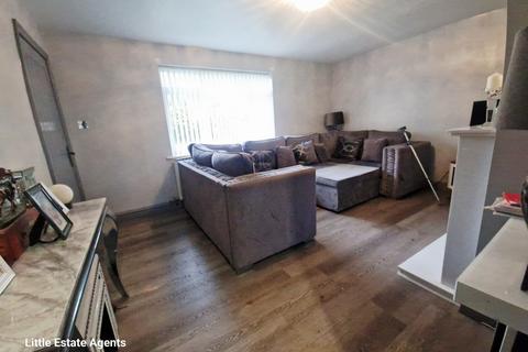 3 bedroom end of terrace house to rent, Rutland Way, Liverpool, L36