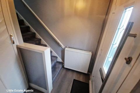 3 bedroom end of terrace house to rent, Rutland Way, Liverpool, L36