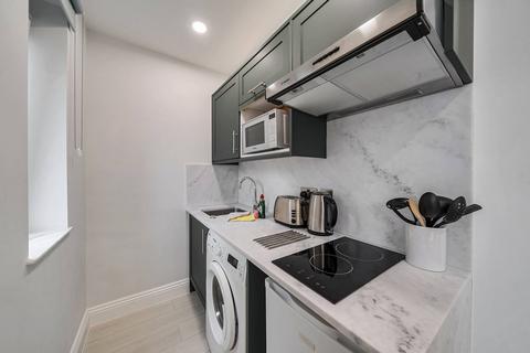 undefined, Sloane Avenue, Chelsea, London, SW3
