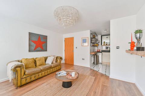 undefined, Lownes Courtyard, Hither Green, London, SE13