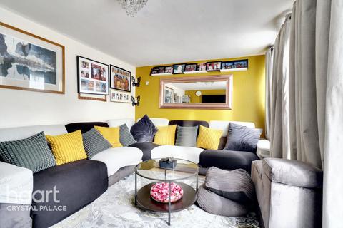undefined, Woodvale Walk, LONDON