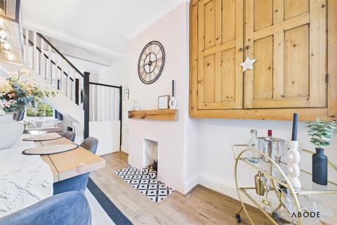 96 Forest Road, Burton-on-trent, DE13 9TP