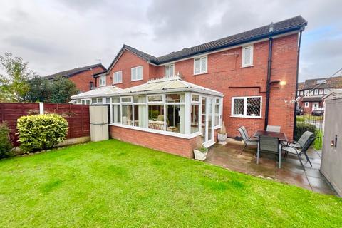 3 bedroom semi-detached house for sale, Inglewhite Close, Greater Manchester BL9