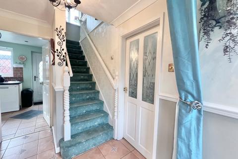 3 bedroom semi-detached house for sale, Inglewhite Close, Greater Manchester BL9