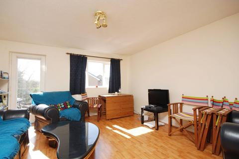 undefined, Colliers Wood, Colliers Wood, London, SW19