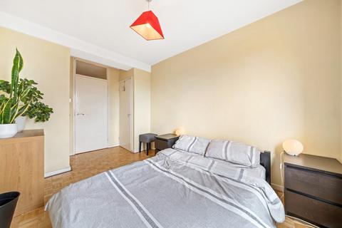 2 bedroom apartment for sale, Sparkford House, Wandsworth SW11
