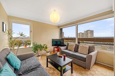 2 bedroom apartment for sale, Sparkford House, Wandsworth SW11