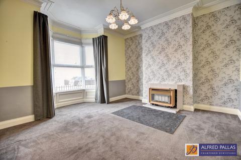 3 bedroom terraced house for sale, Featherstone Street, Roker
