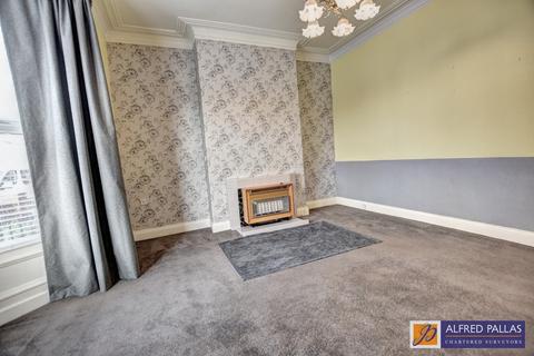 3 bedroom terraced house for sale, Featherstone Street, Roker