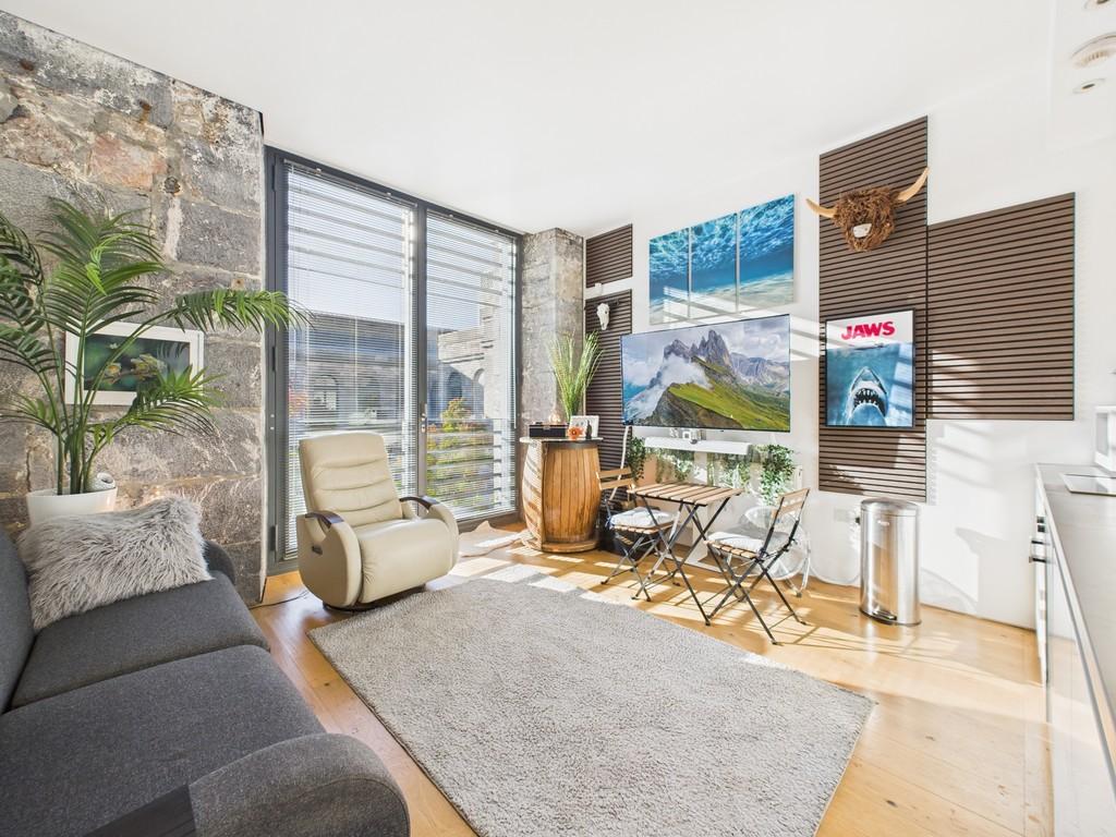 Cam03974 g0 pr0235 still006