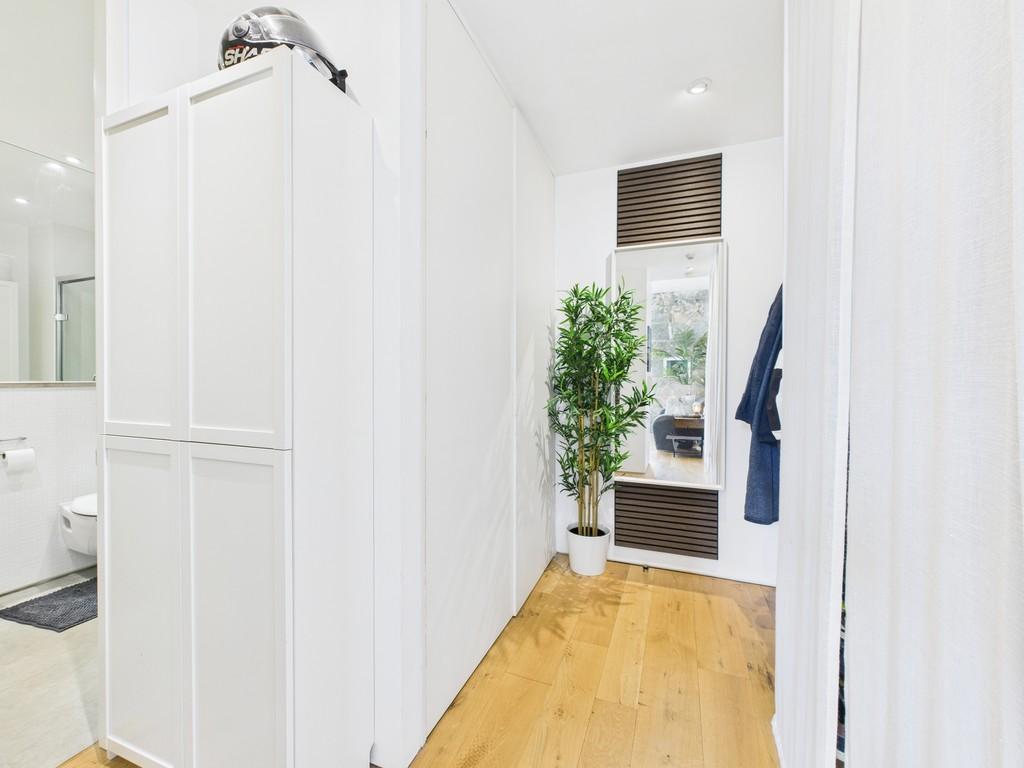 Cam03974 g0 pr0235 still009