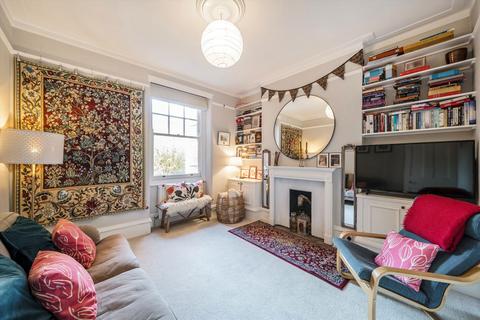 1 bedroom flat for sale, Kelvedon Road, London SW6