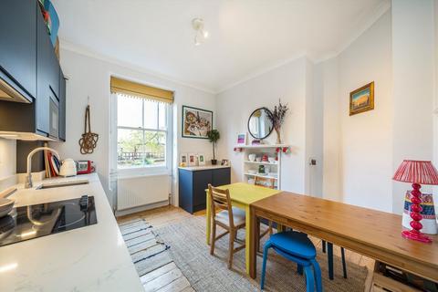 1 bedroom flat for sale, Kelvedon Road, London SW6