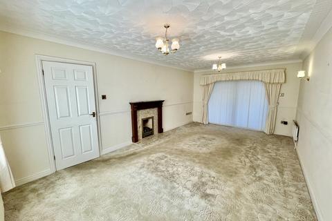 3 bedroom detached bungalow for sale, Bramley Close, Fleet Hargate
