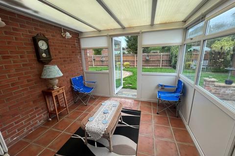 3 bedroom detached bungalow for sale, Bramley Close, Fleet Hargate