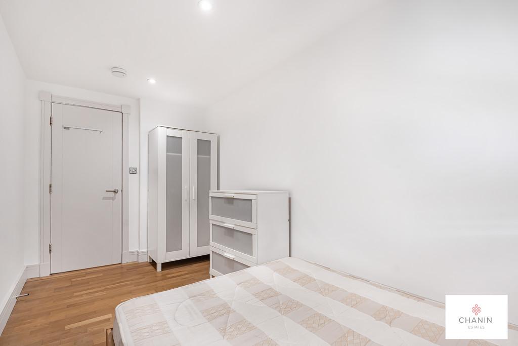 Bedroom 2b
