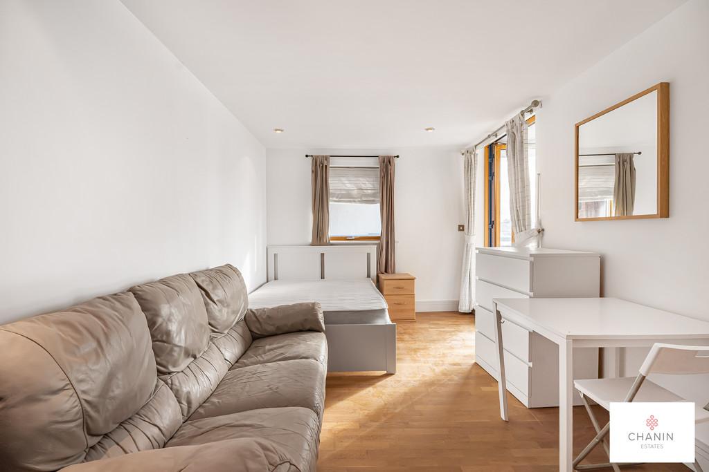 Bedroom 1a
