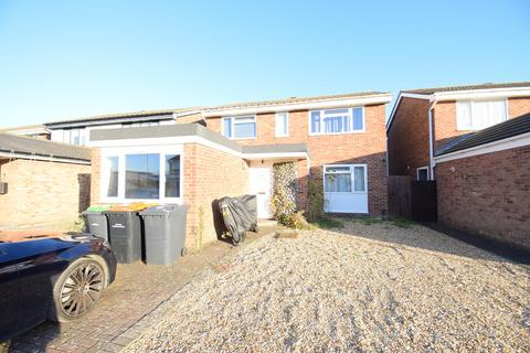 undefined, Clovelly Way, Bedford MK40