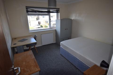undefined, Clovelly Way, Bedford MK40